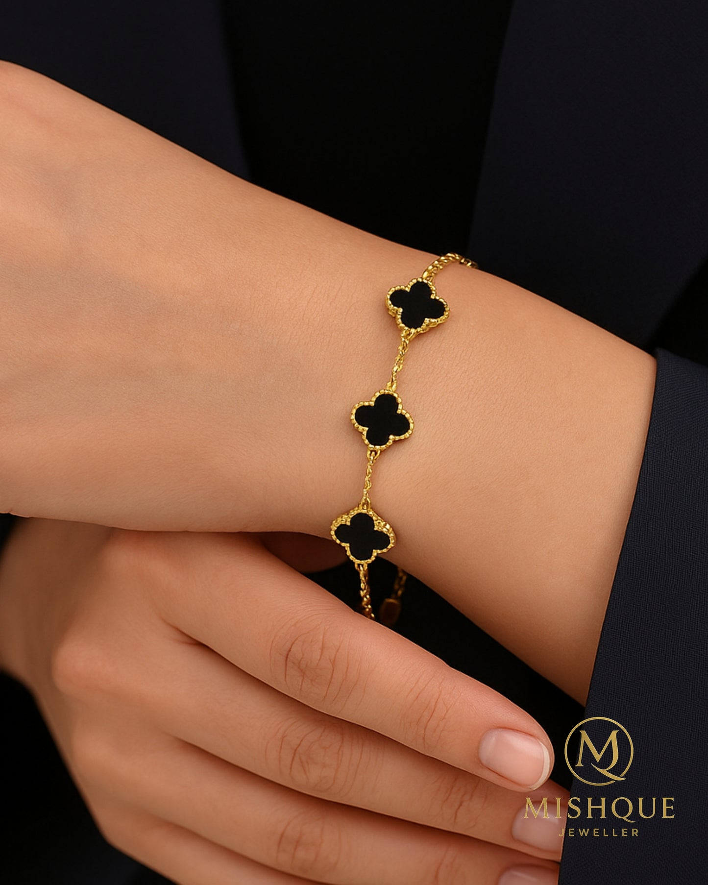 Elegant Clover Charm Bracelet