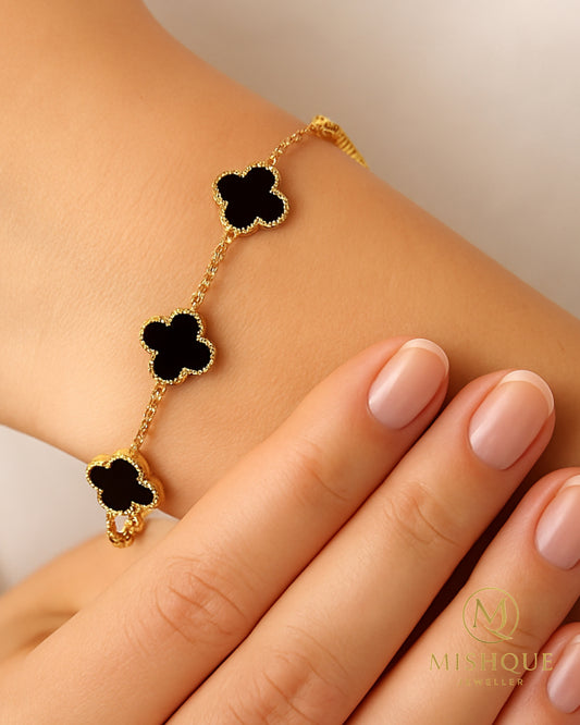 Elegant Clover Charm Bracelet