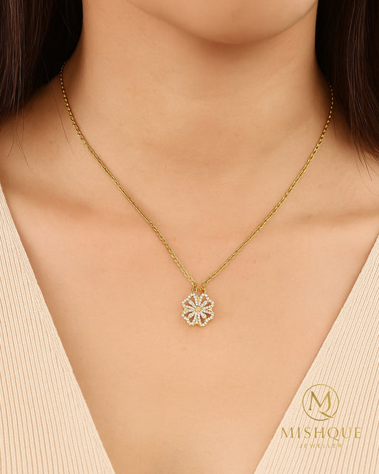 "Eternal Bloom" Openable Magnetic Heart Pendant Necklace